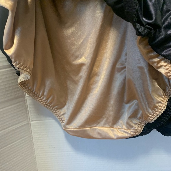 Vanity Fair Black, Tan, High-Waist Shapewear Size 4X/11 2packs of 3total of 6 - Picture 5 of 5